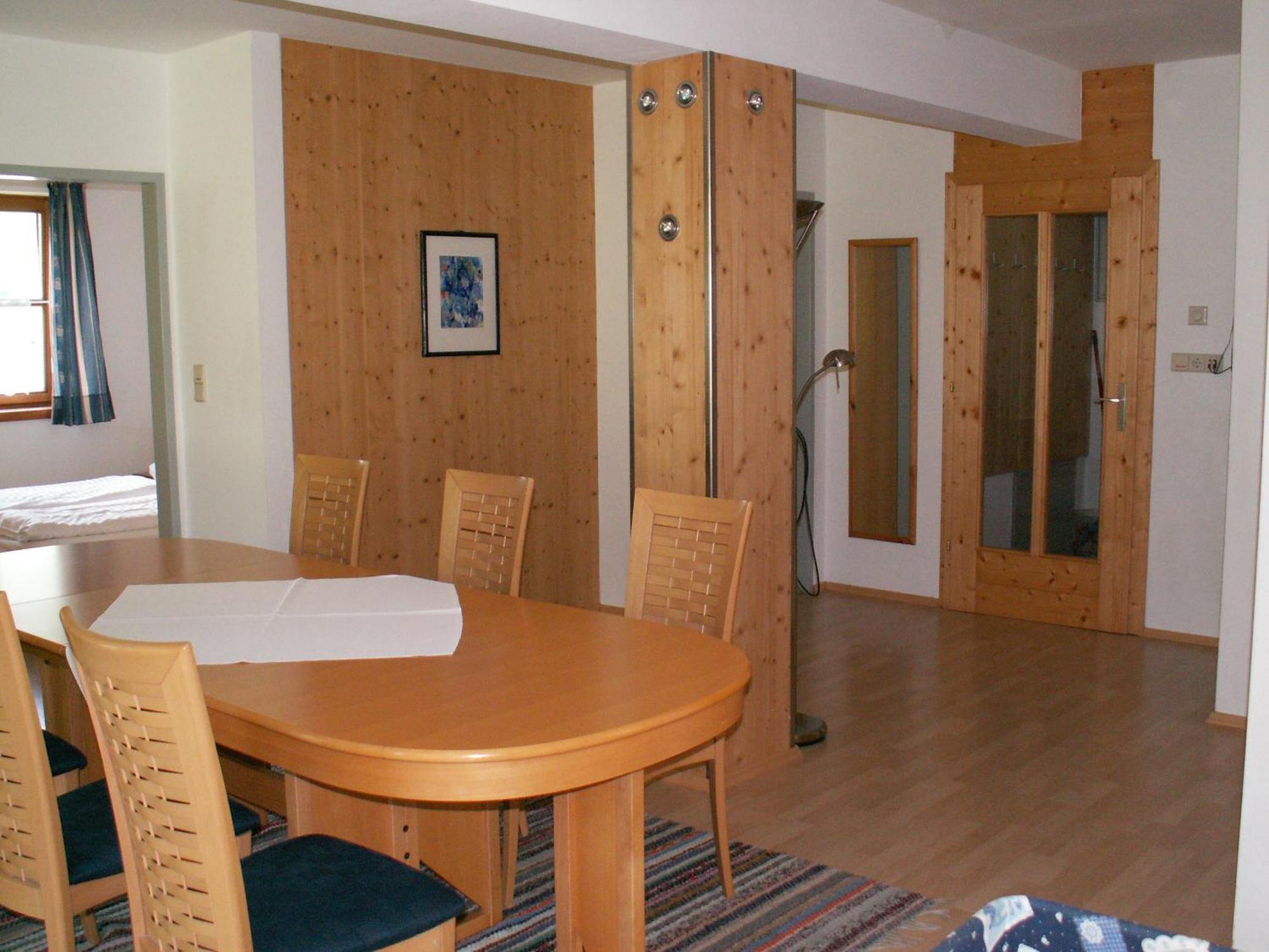 Apartmán Haus Im Turm Bad Kleinkirchheim Exteriér fotografie